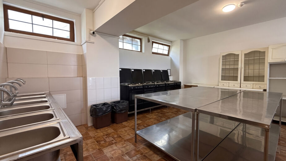 Cazare pe termen lung pentru muncitori, Casa Rotaru