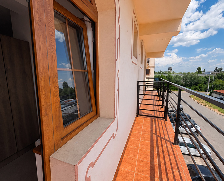 balcon-casa-rotaru