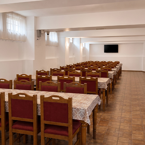 Spațiu de relaxare, facilități de cazare pentru muncitori la Casa Rotaru